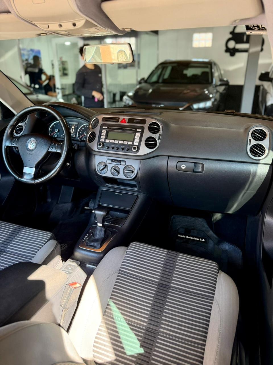 6d2c5e8a-a070-46fc-8dd8-bbd5d3a9c10b