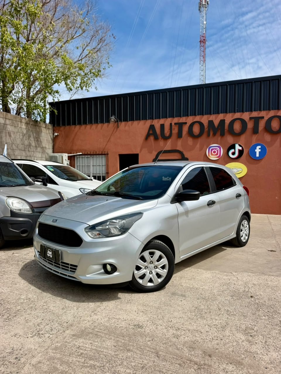 e619506a-16ff-4d6d-aa4b-f8eebbc62ec2 - copia